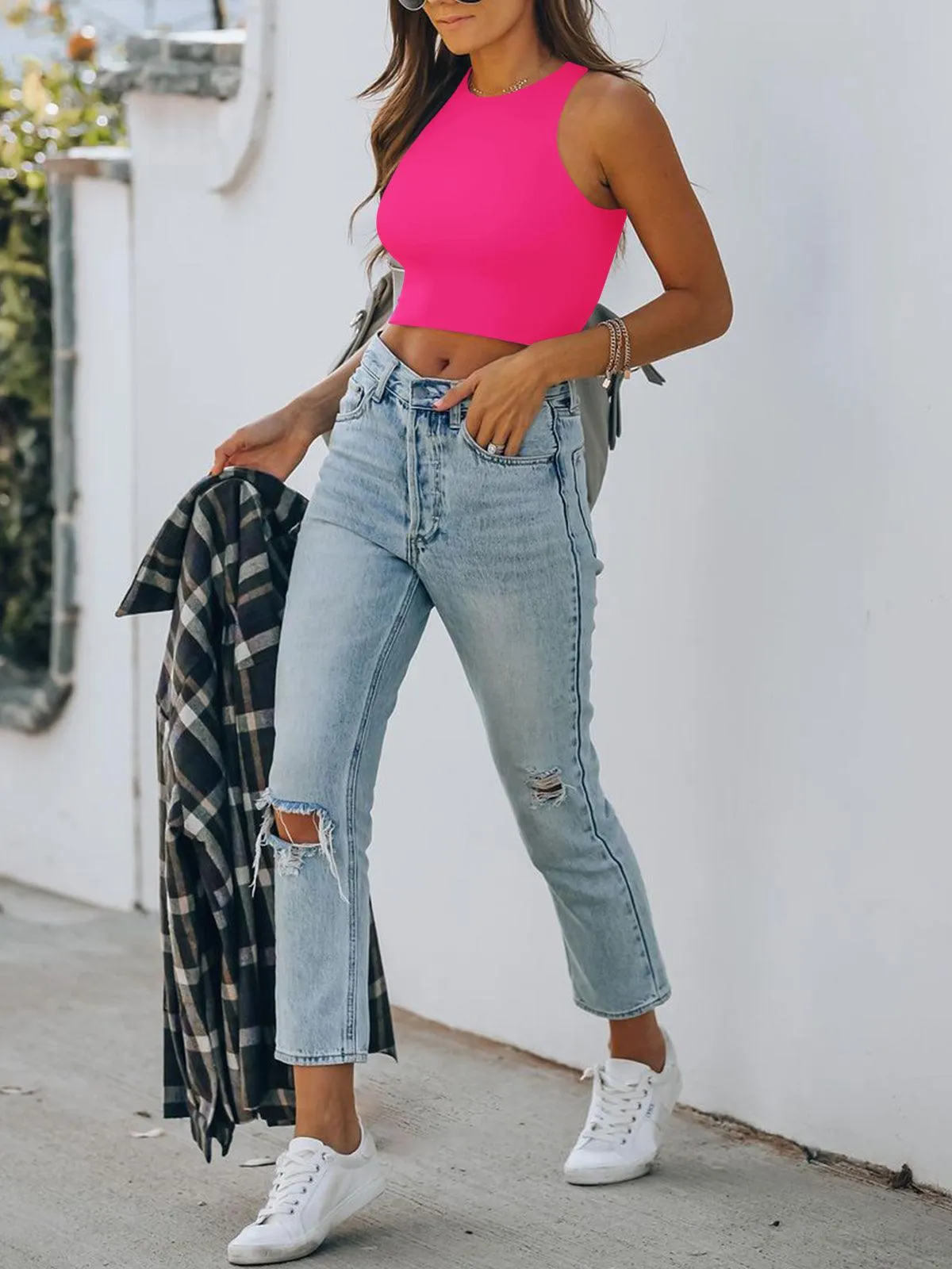Sleeveless Halter Neck Tank Crop Tops