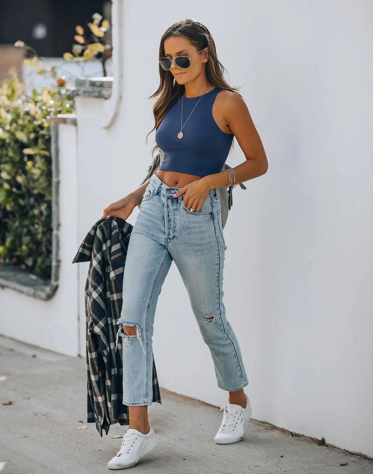 Sleeveless Halter Neck Tank Crop Tops